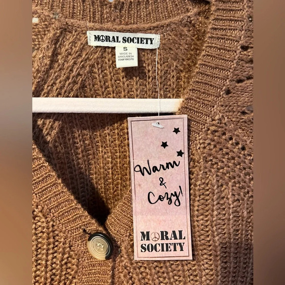 Moral Society sz small, brown button up sweater NWT. - Picture 3 of 7